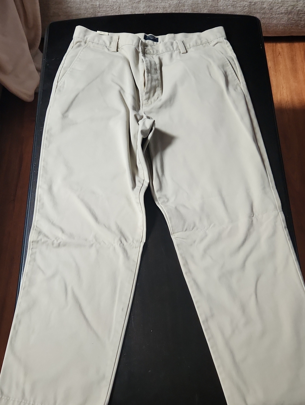 Dockers Men's Light Khaki Slim Straight Chinos